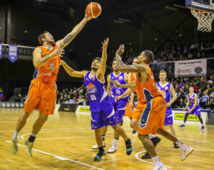 Lire la suite à propos de l’article Basket Hand Volley Society Présentation