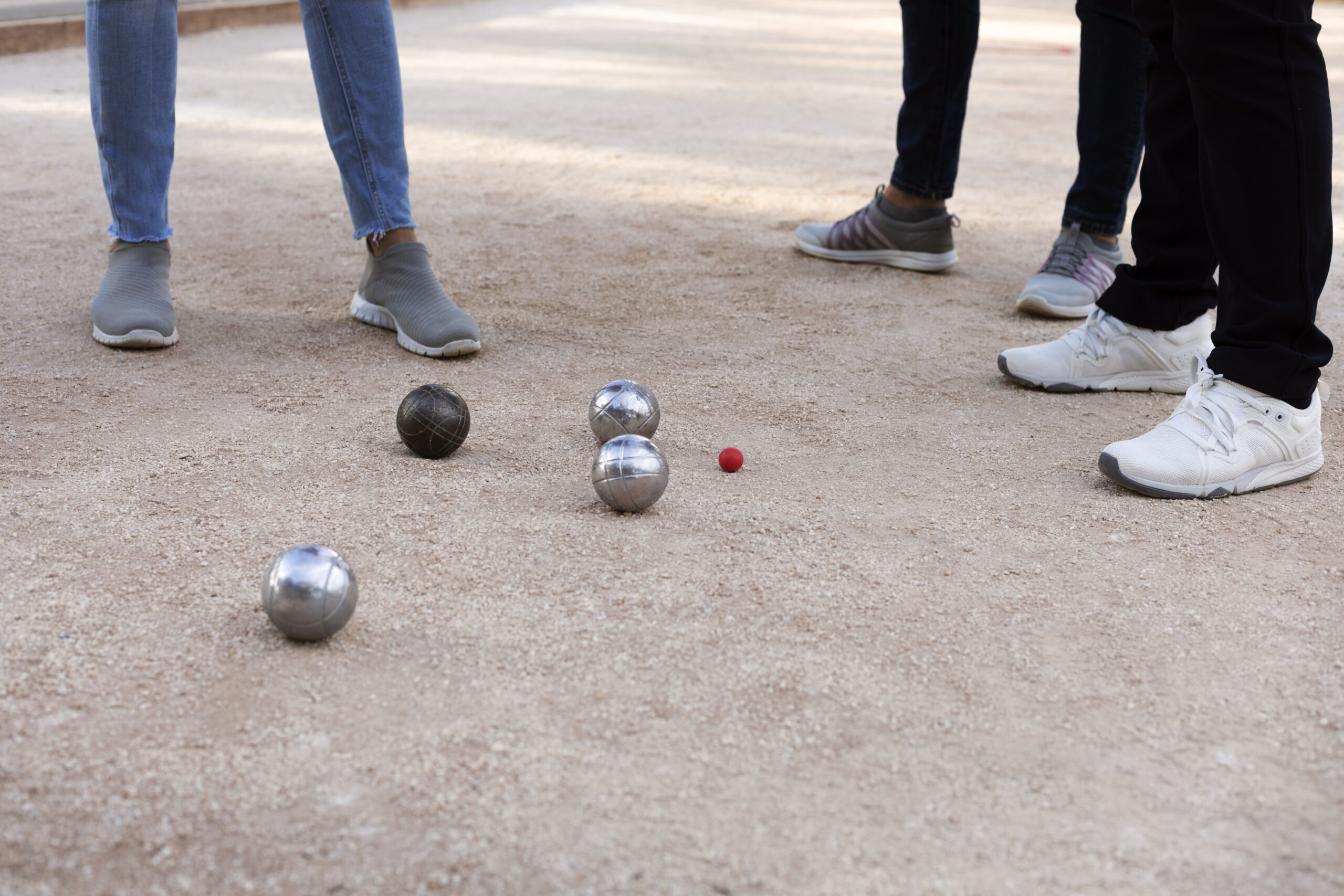 PETANQUE SOCIETY : L'APS Pétanque défie la Gendarmerie !