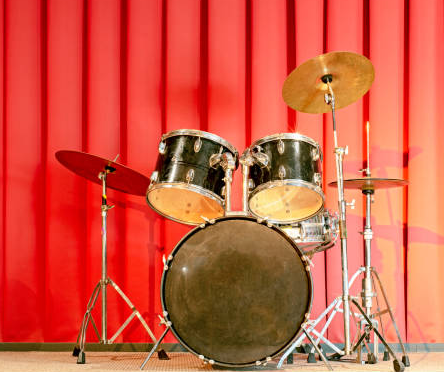 CULTURAL SOCIETY : Recrutement d'un batteur - Urgent