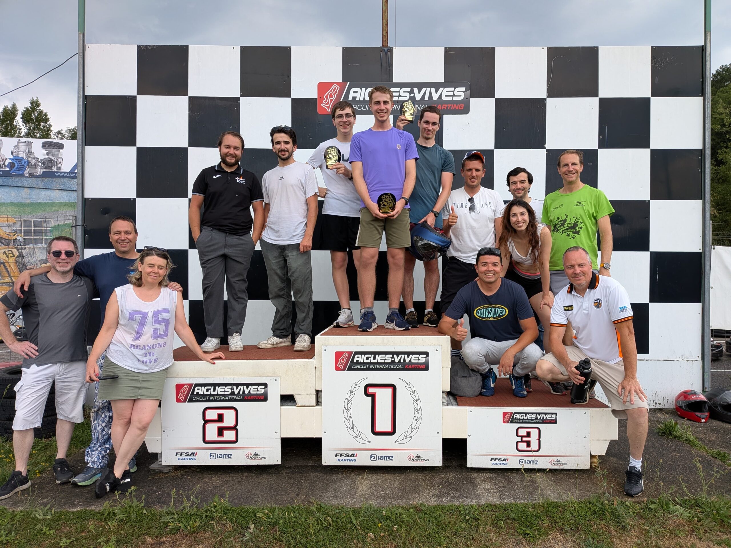 AKS : Ils l'ont fait !