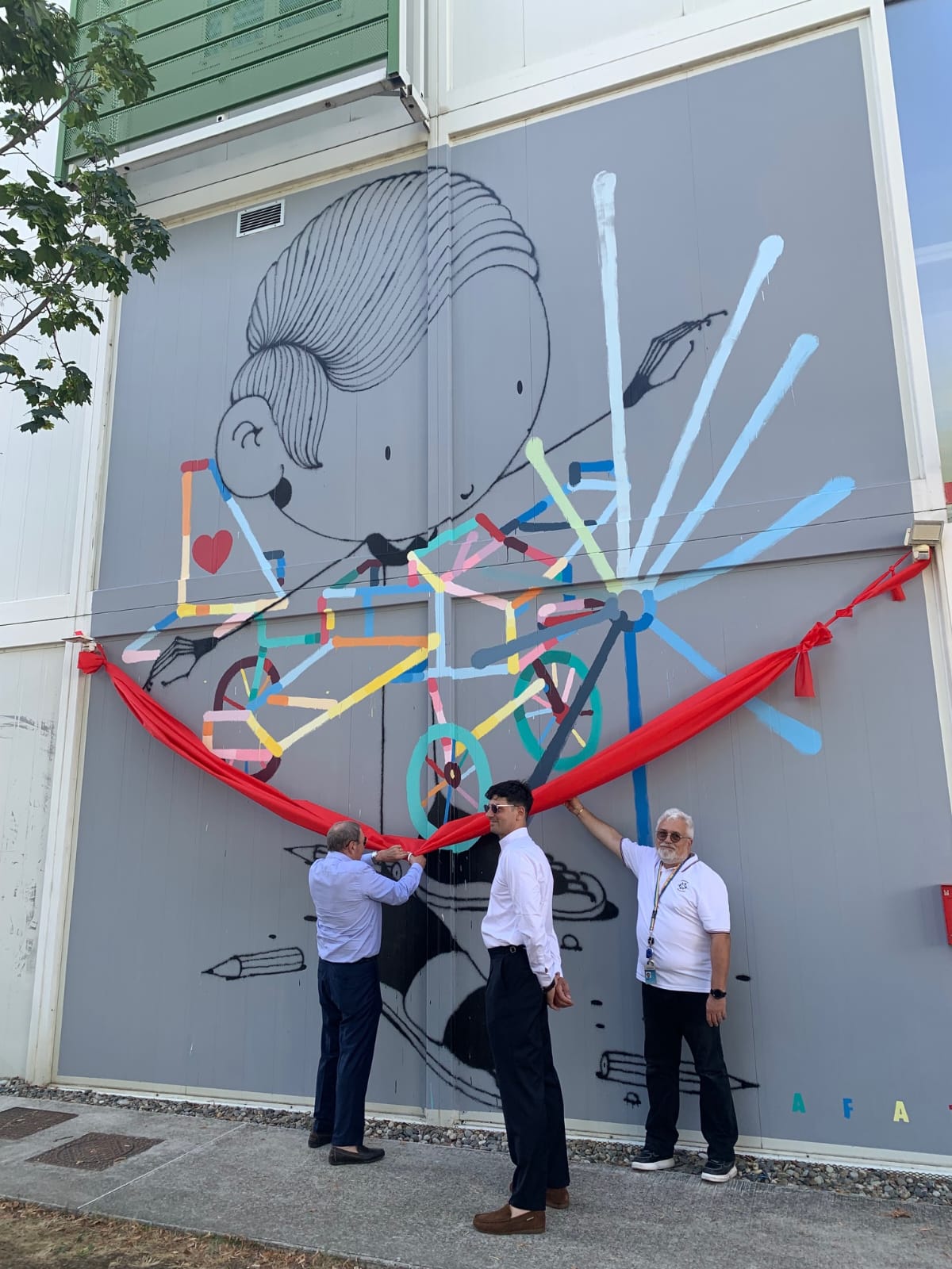 Inauguration de la fresque dédiée à l'aviation !